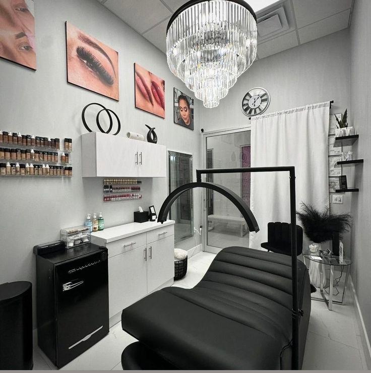 Estúdio de sobrancelhas